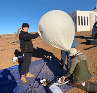 MSGC radiosonde balloon launch with Chilean and US student involvement.