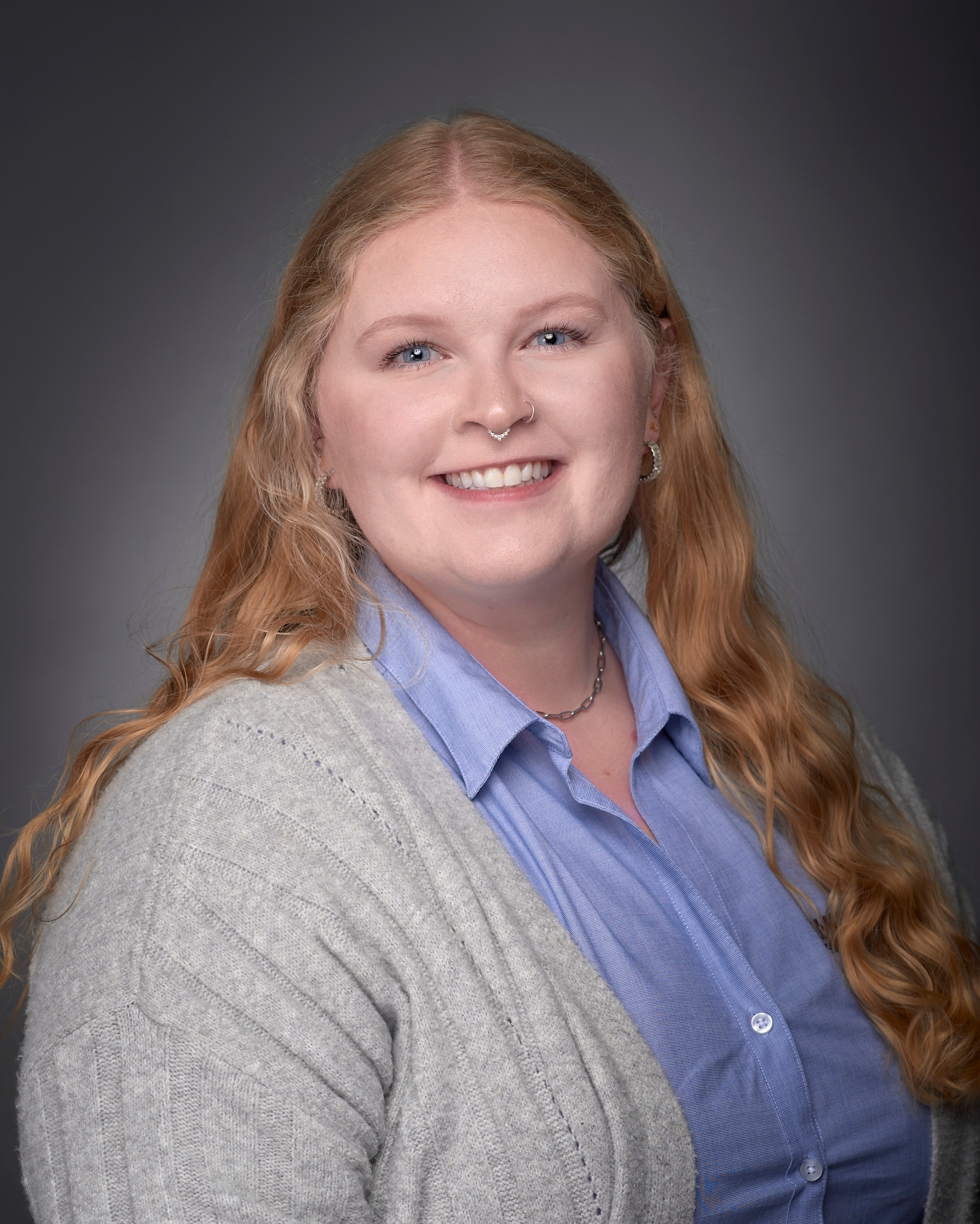 Faith Droszcz Headshot
